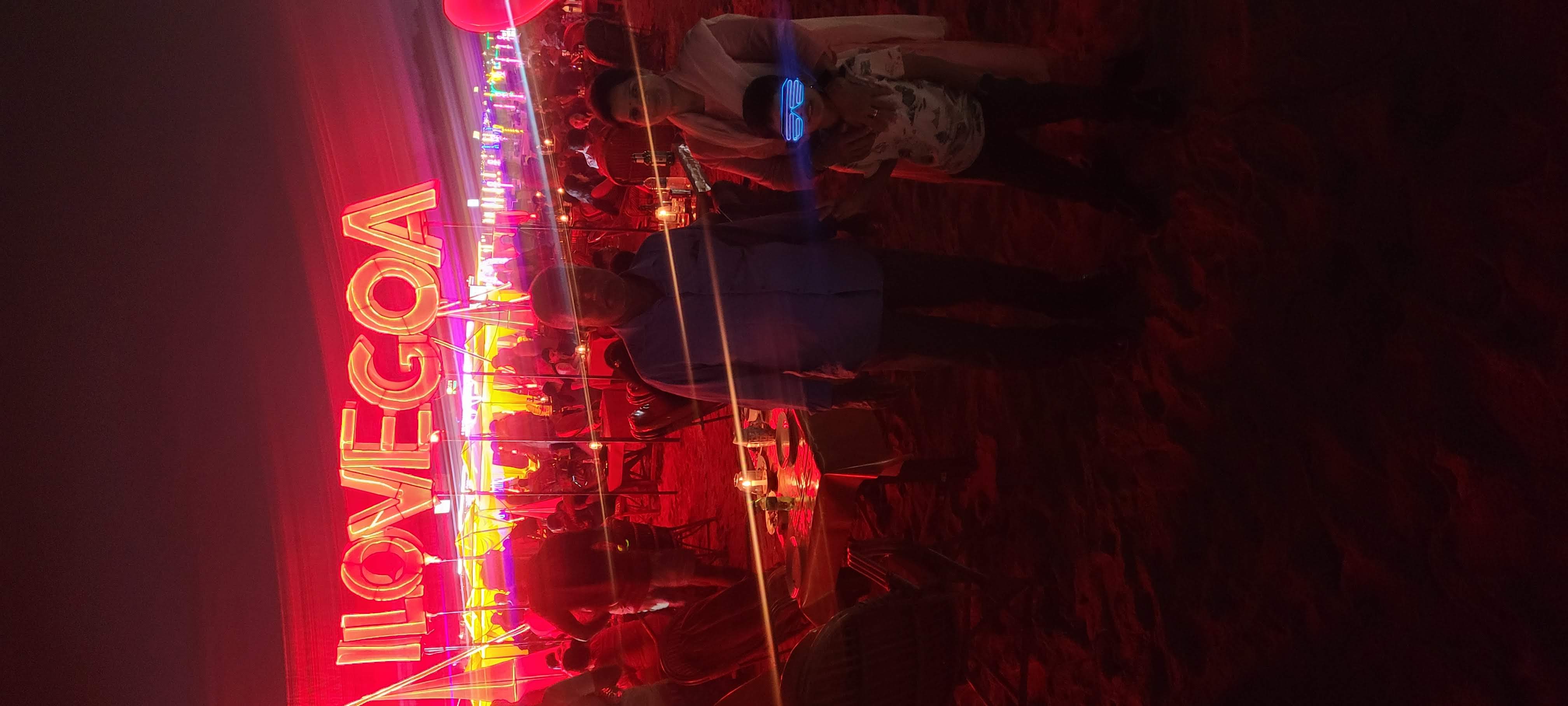 North Goa: Anjuna Beach & Night at Baga Beach