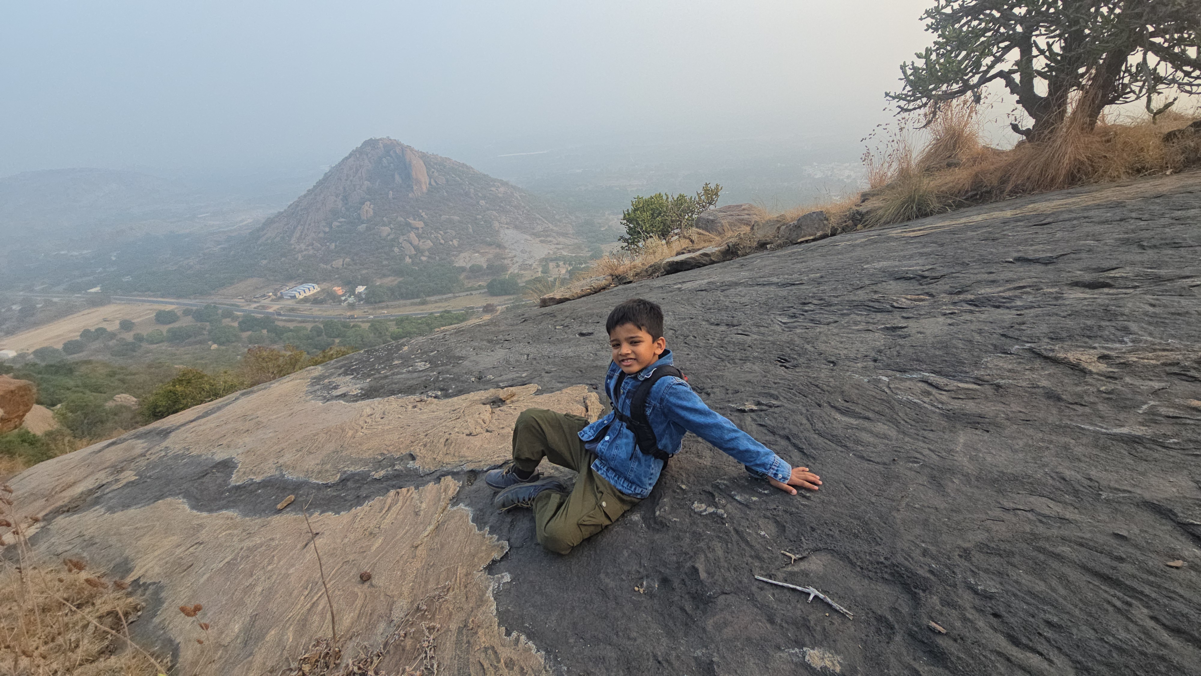 Jagadevi Trek – Ancient Fort in Krishnagiri