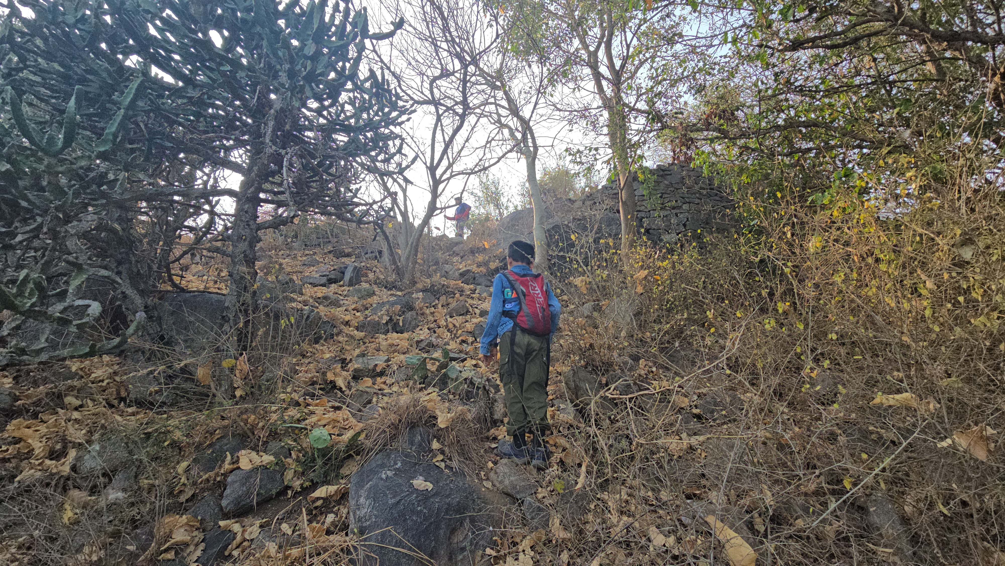 Jagadevi Trek – Ancient Fort in Krishnagiri